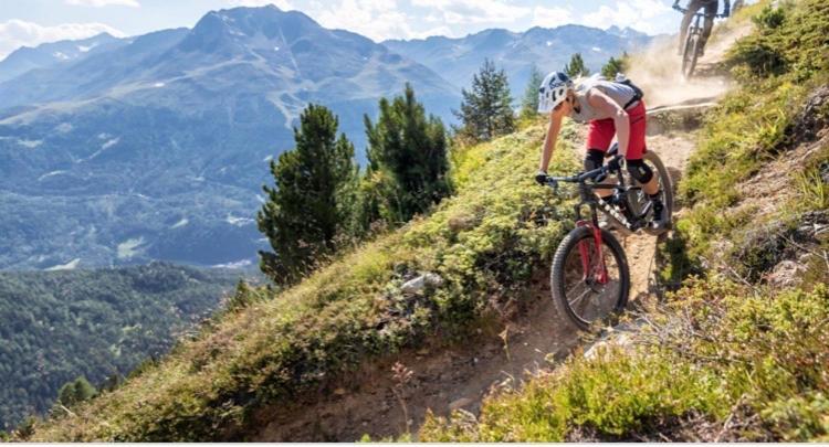 Altes Holzhaus Lägenhet Sölden Exteriör bild