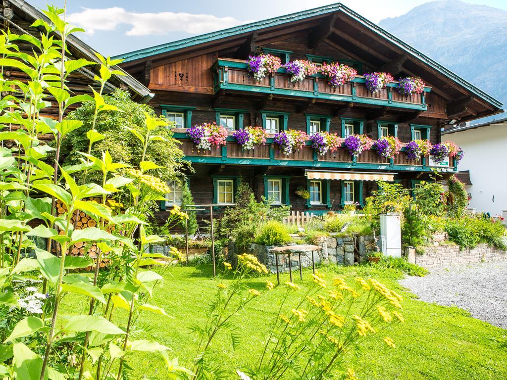 Altes Holzhaus Lägenhet Sölden Exteriör bild