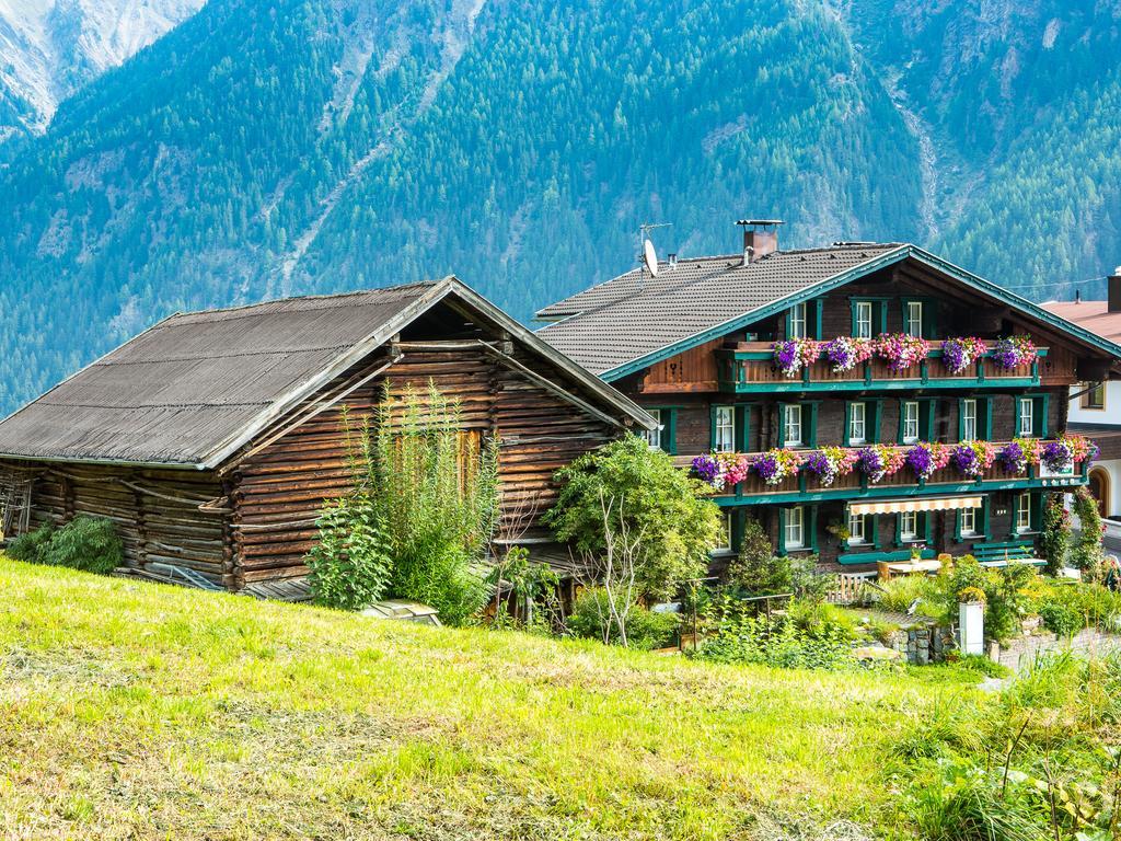 Altes Holzhaus Lägenhet Sölden Exteriör bild