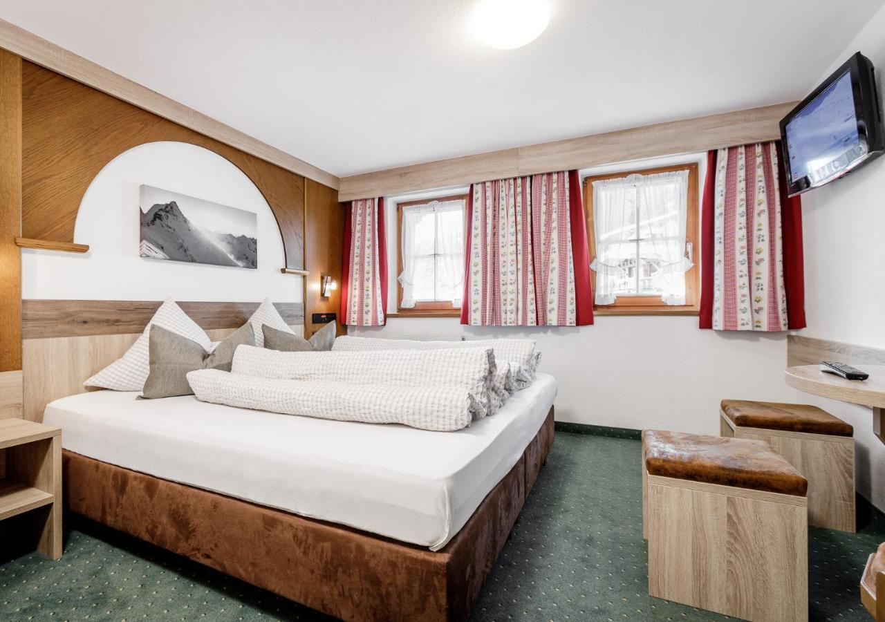 Altes Holzhaus Lägenhet Sölden Exteriör bild